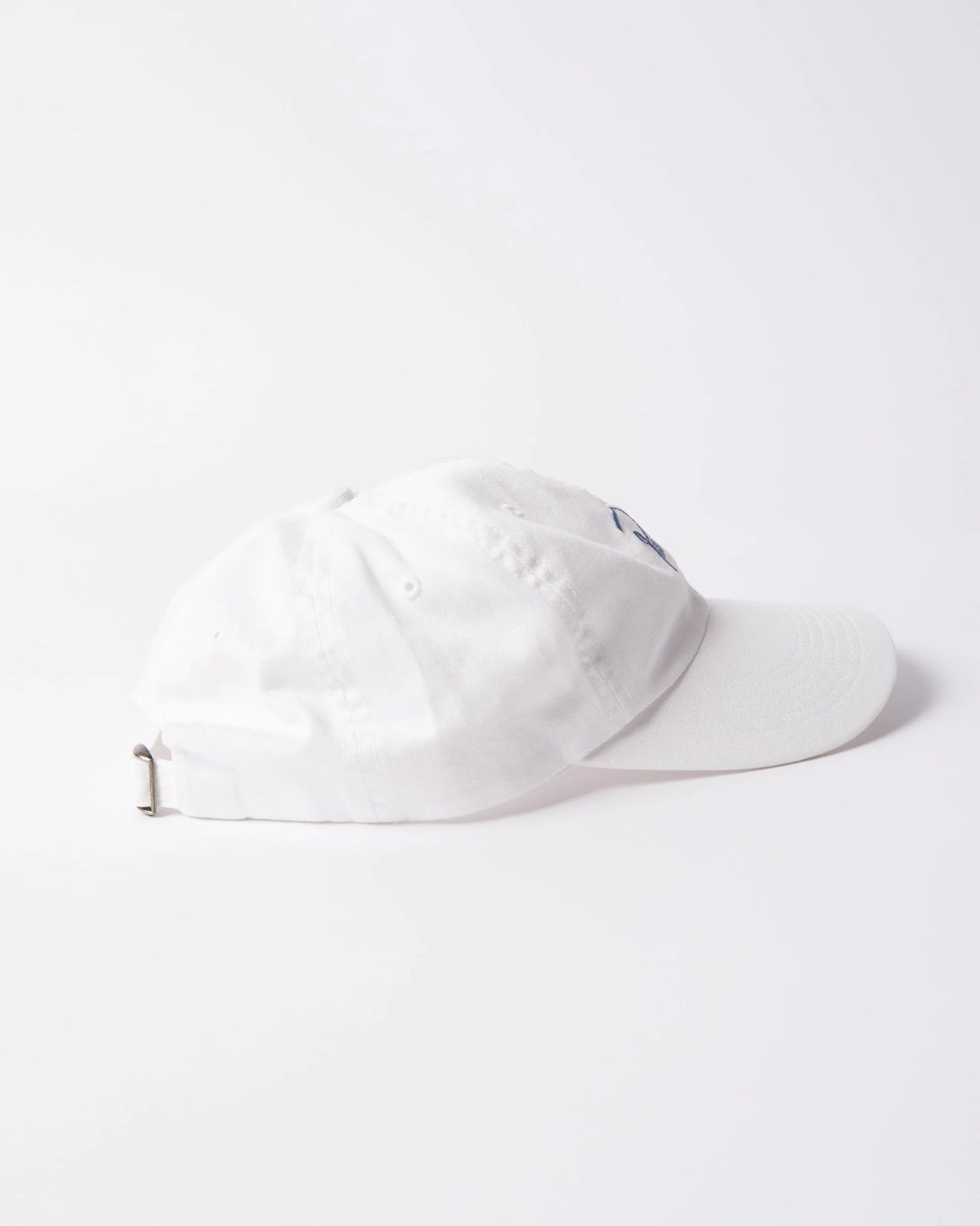 Parra script logo 6 panel hat (white)