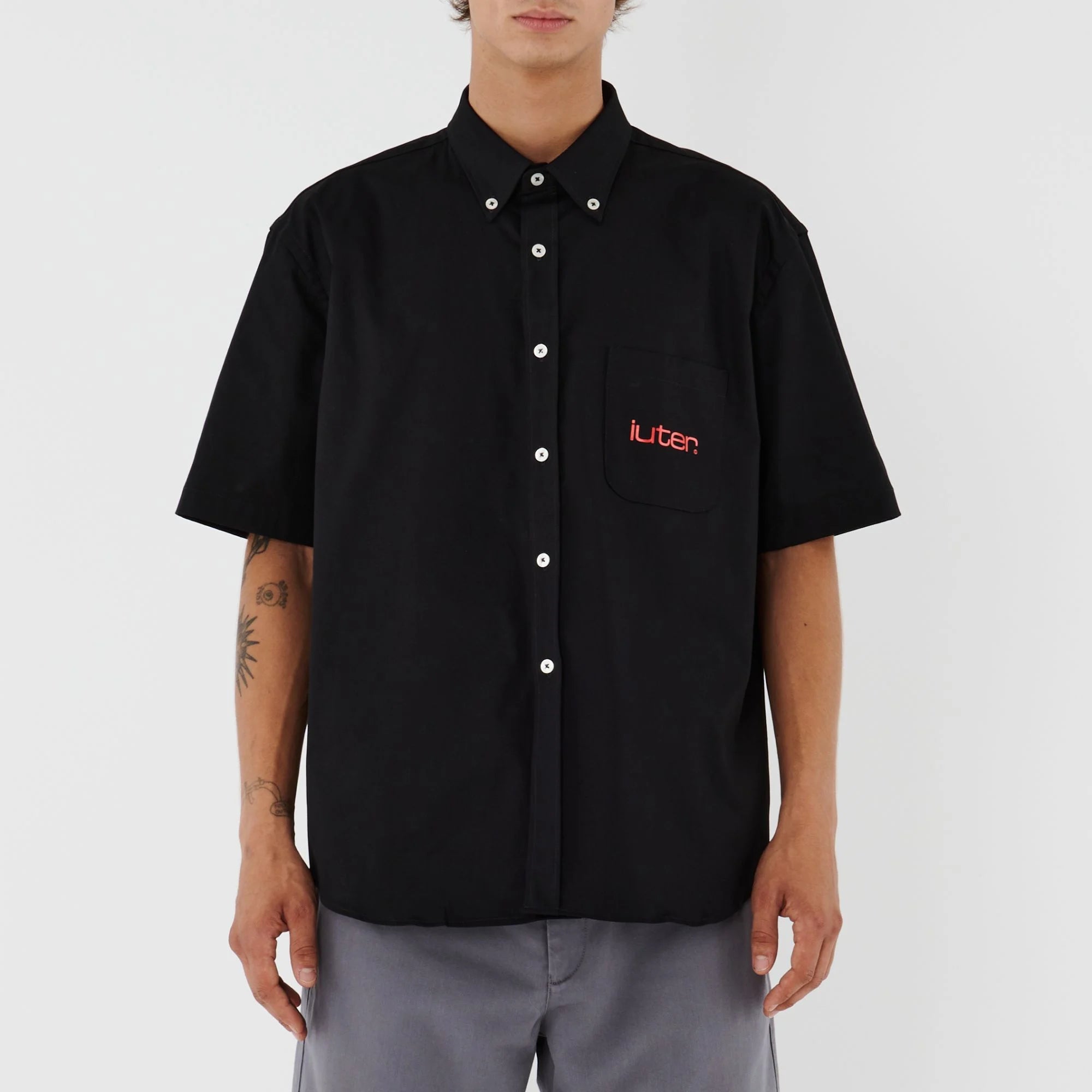 Grid S/S Shirt (Black)
