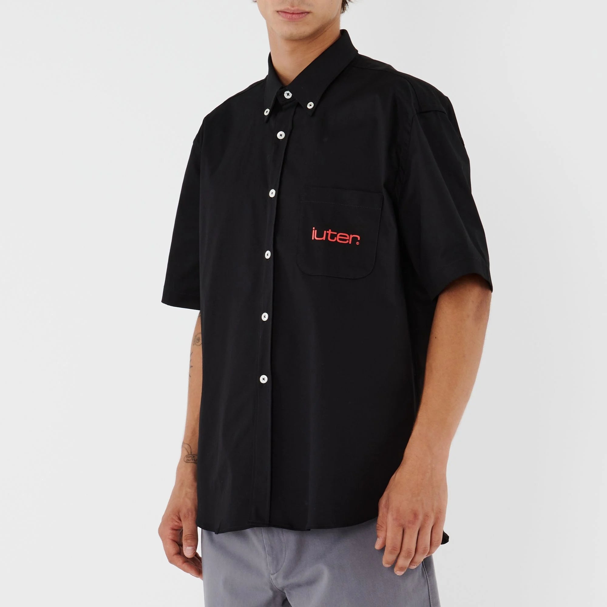Grid S/S Shirt (Black)